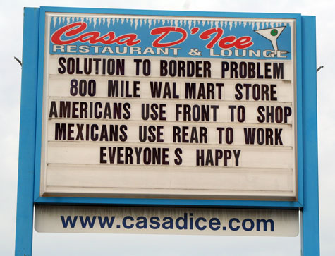 outside_sign047